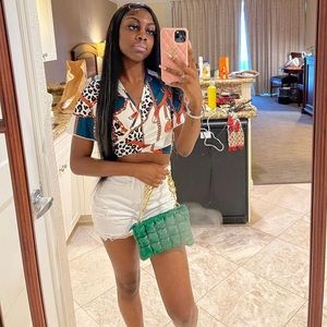 Chain print tie crop top